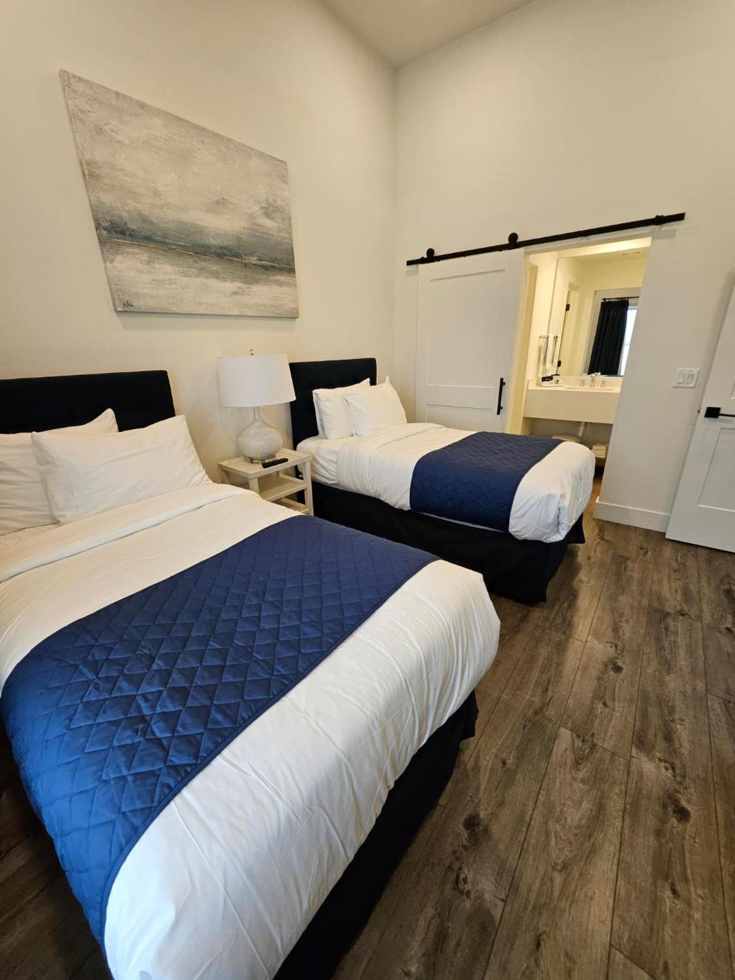 The Suites At Fishermen'S Village - 2 Bedroom Suites Punta Gorda Kültér fotó